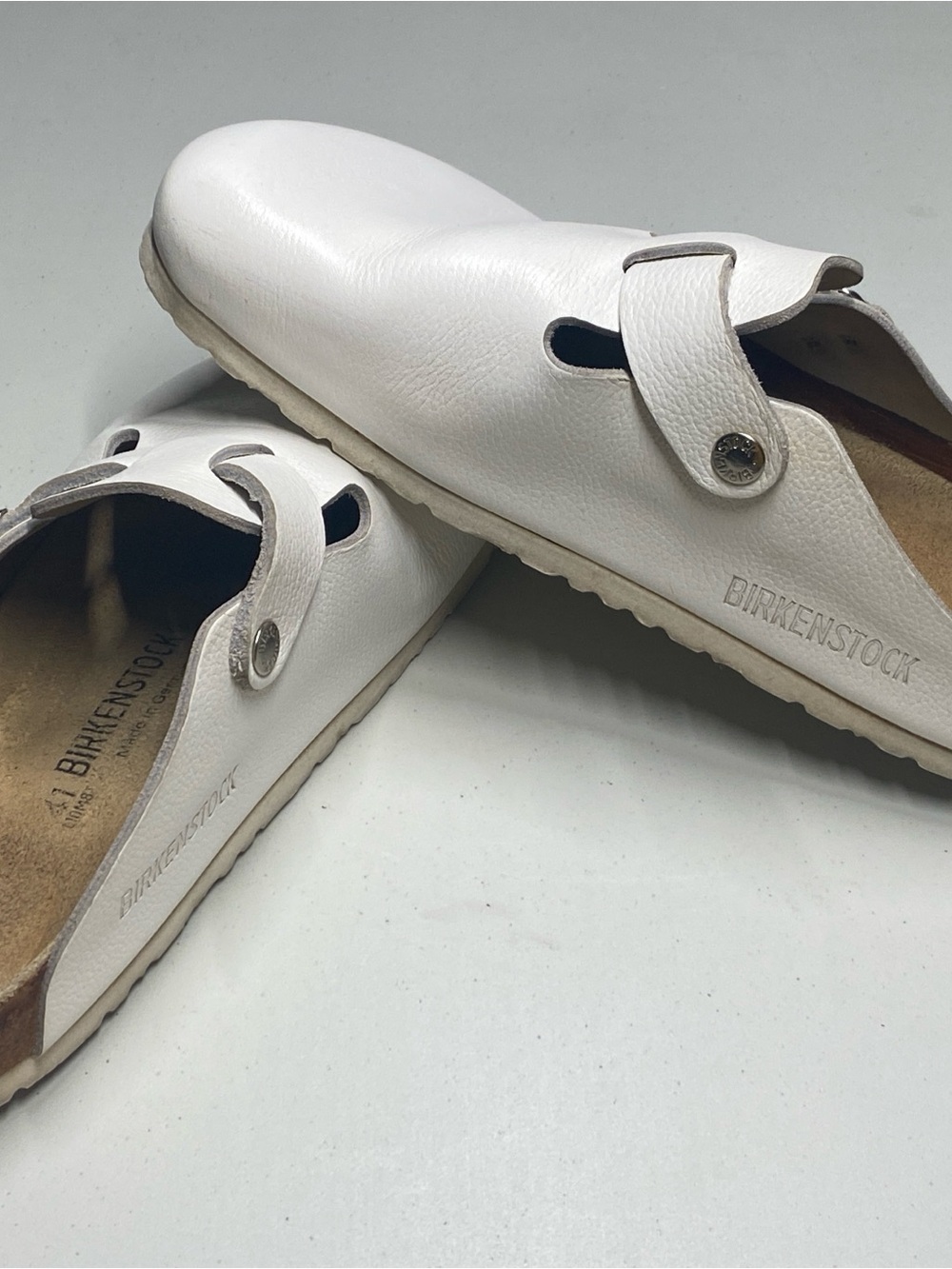 Birkenstock White Leather Women's Clogs with Buckle Strap